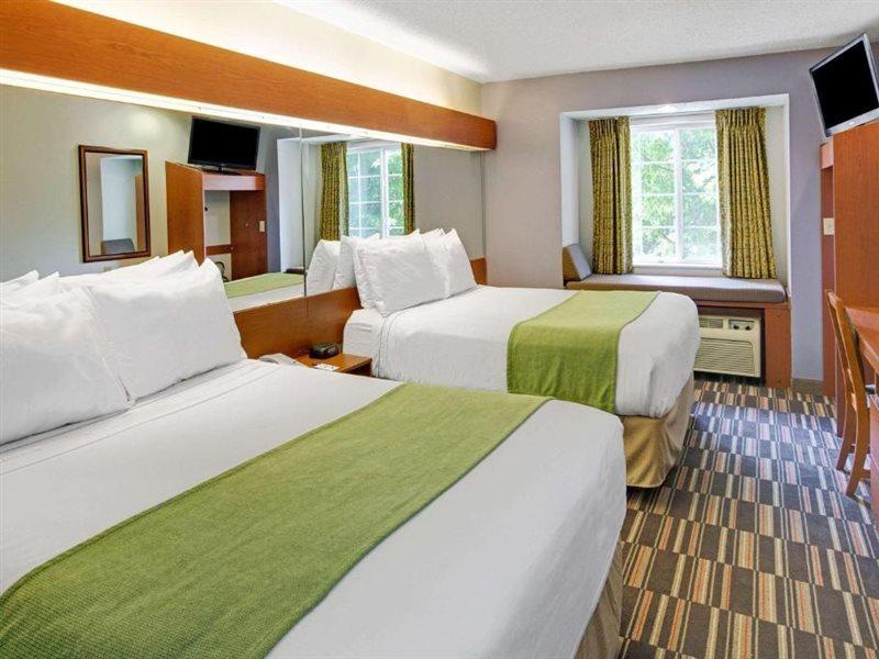 Microtel Inn & Suites By Wyndham Cherokee Eksteriør billede